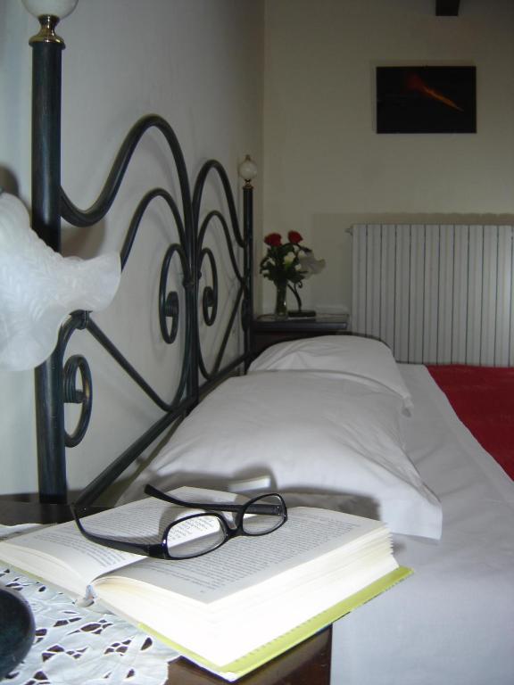 Ai Vecchi Crateri Guest House Sant'Alfio Ruang foto